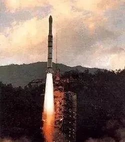 d4cfdef6-4872-4107-ab21-10e58761a7e6 建党100周年特殊专栏(七)